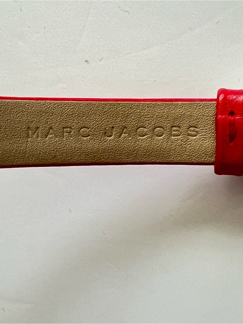 EUC MARC JACOBS Women's Cicely Oval Dial Leather Strap Watch